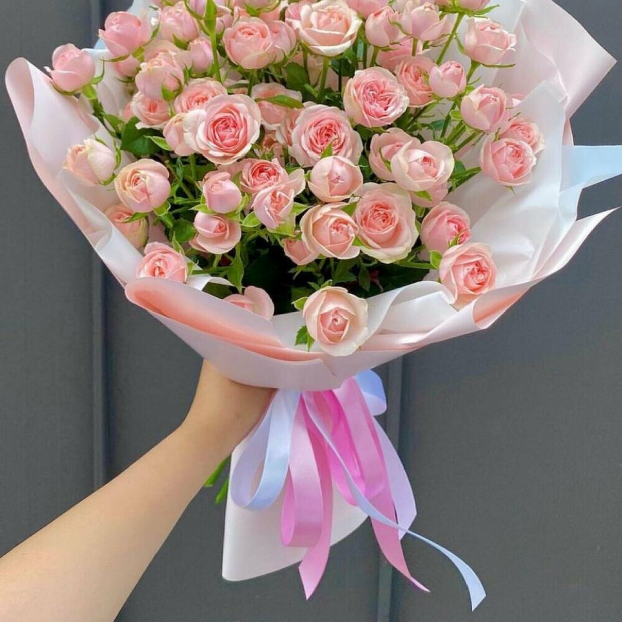 Букет из 15 кустовых роз
